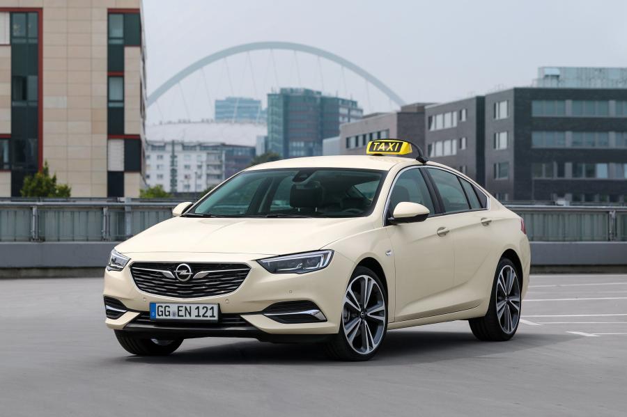 Opel Insignia Grand Sport Taxi 2018 года  (фото 1 из 7)